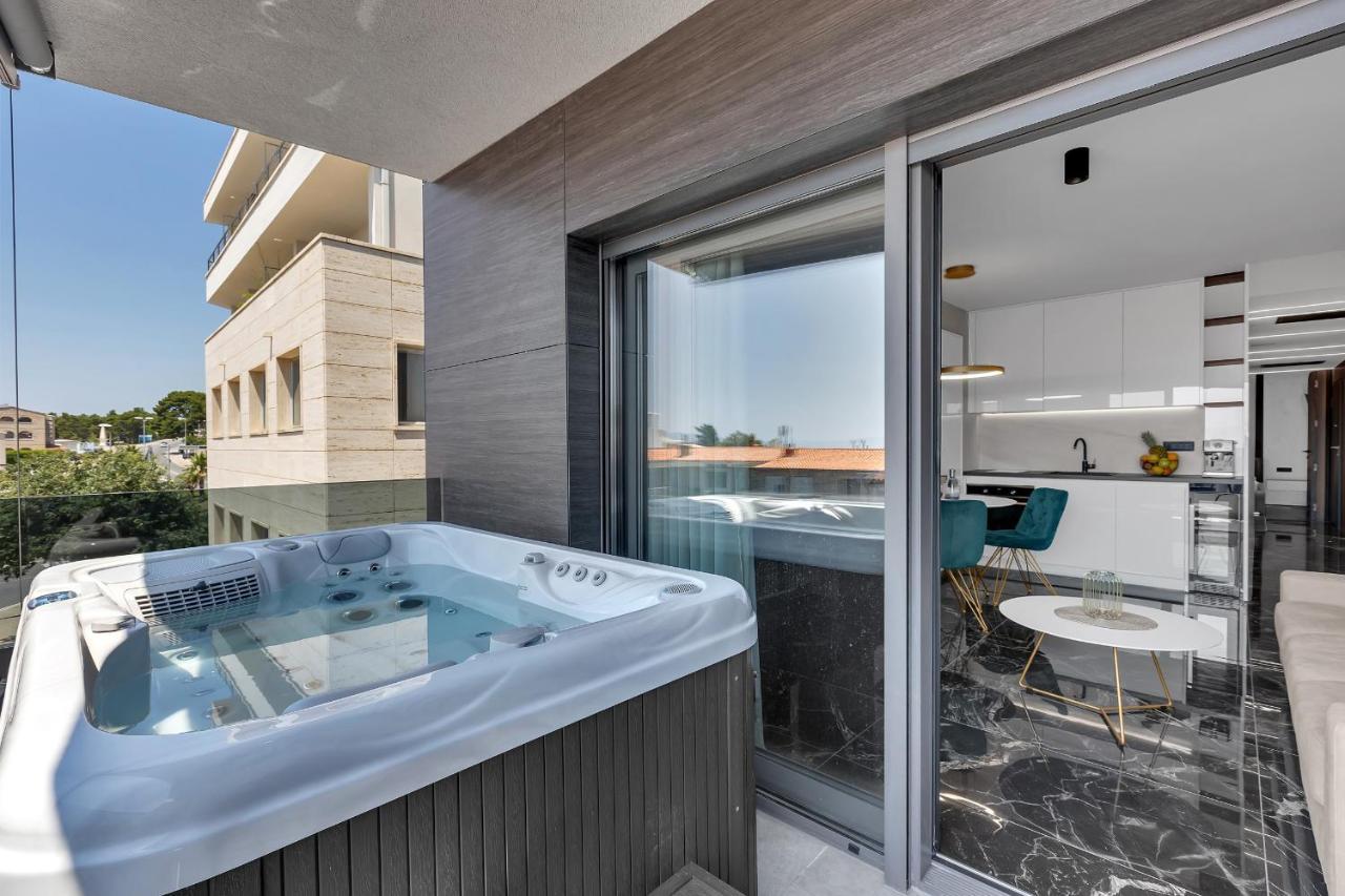 Lux Apartment Dolce Vita - Private Hottub Макарска Экстерьер фото