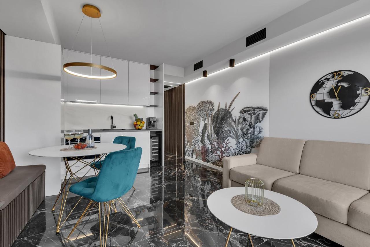 Lux Apartment Dolce Vita - Private Hottub Макарска Экстерьер фото
